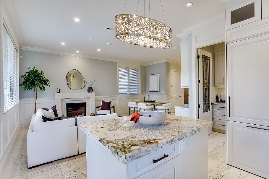 3760 W 17th Avenue Vancouver, BC - 12