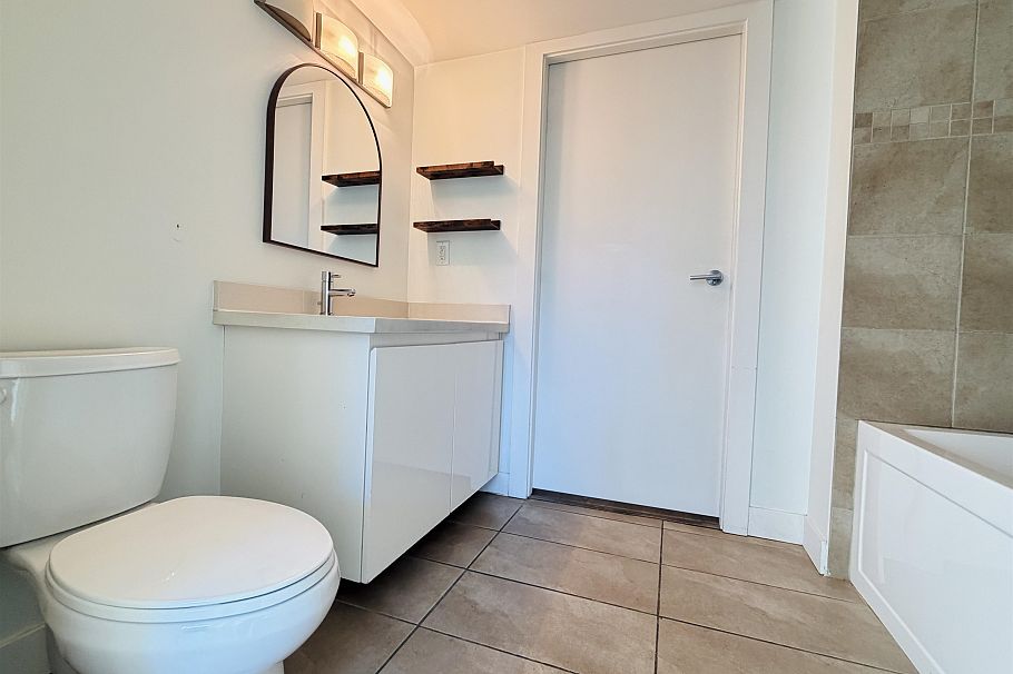 603 555 W 7th Avenue Vancouver, BC - 7