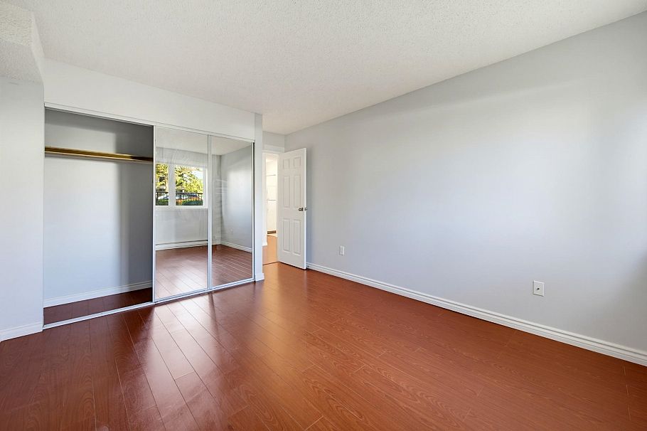 101 1040 E Broadway Vancouver, BC - 21