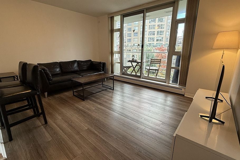 6XX 189 DAVIE STREET, Vancouver BC V6Z 2X9 Vancouver, BC - 1