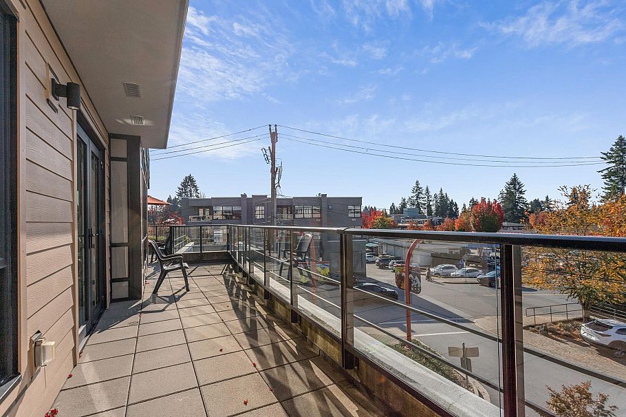 206 3220 Connaught Crescent North Vancouver, BC - 27