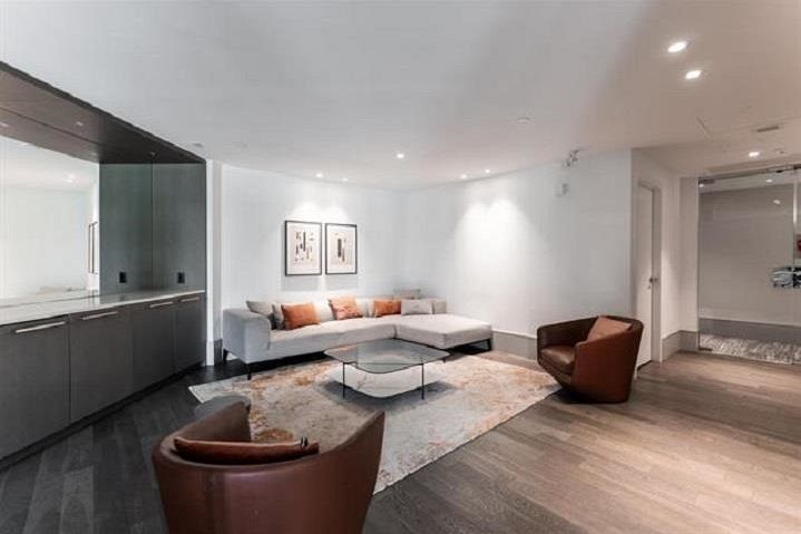206 3220 Connaught Crescent North Vancouver, BC - 31