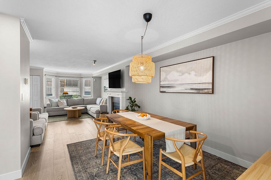 7 245 E 5th Street North Vancouver, BC - 7