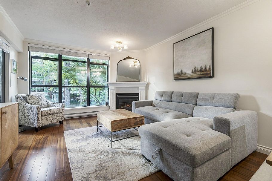 210 2181 W 10th Avenue Vancouver, BC - 3