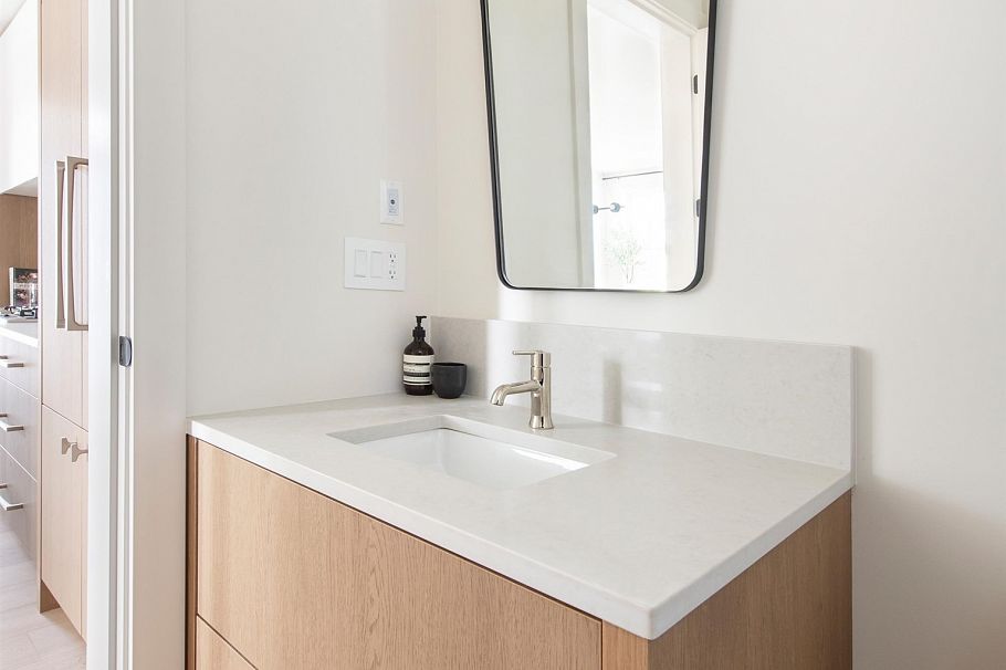 1 2115 W 18th Avenue Vancouver, BC - 17