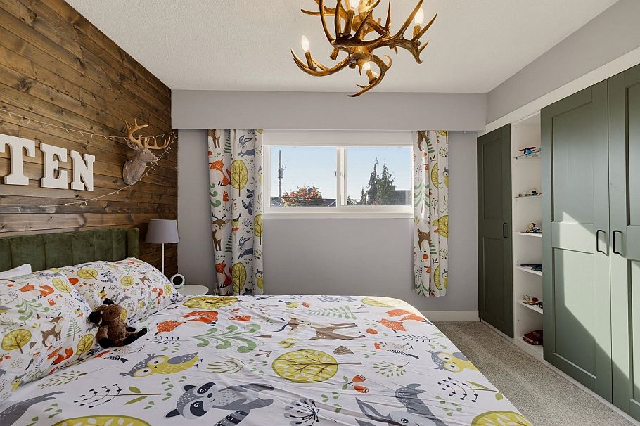 773 E 12th Street North Vancouver, BC - 20