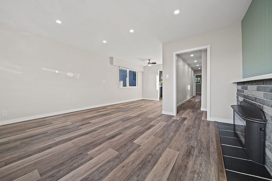 338 W 21st Street North Vancouver, BC - 6