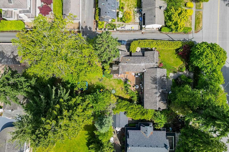 1461 W 49th Avenue Vancouver, BC - 8