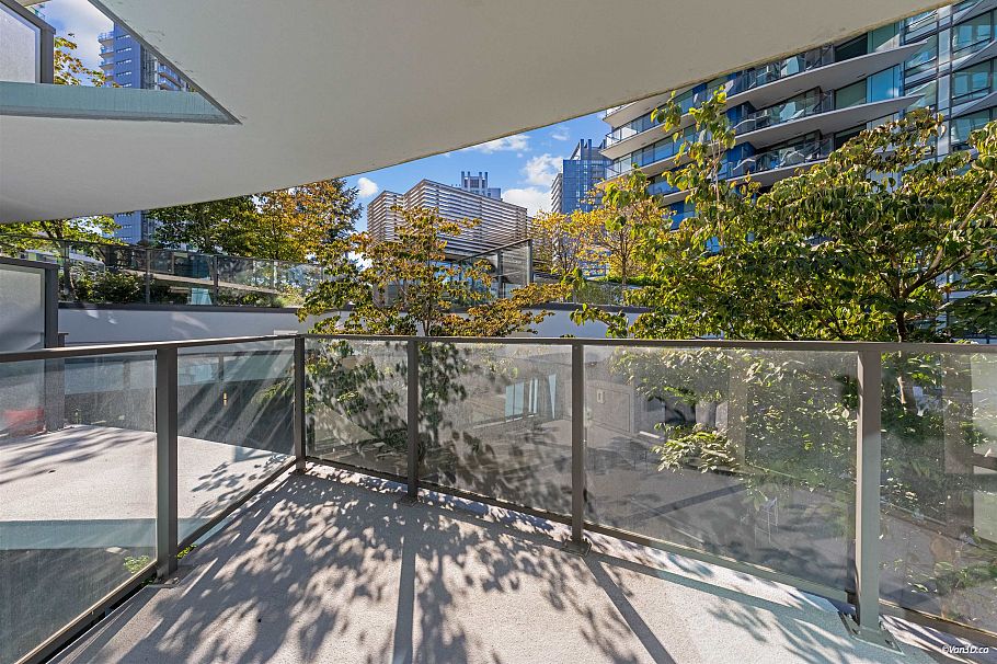 301 8189 Cambie Street Vancouver, BC - 2