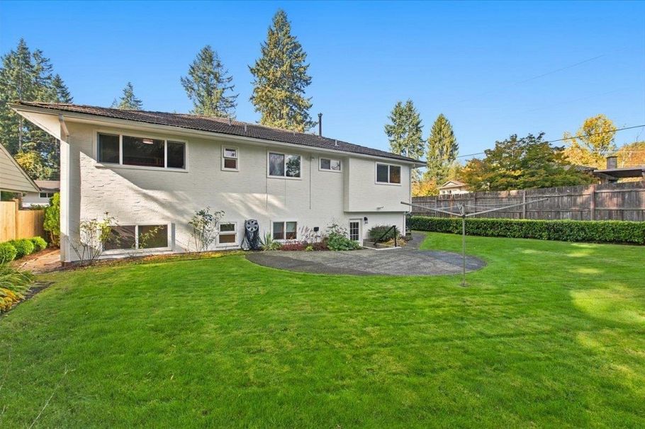 768 Browning Place North Vancouver, BC - 28