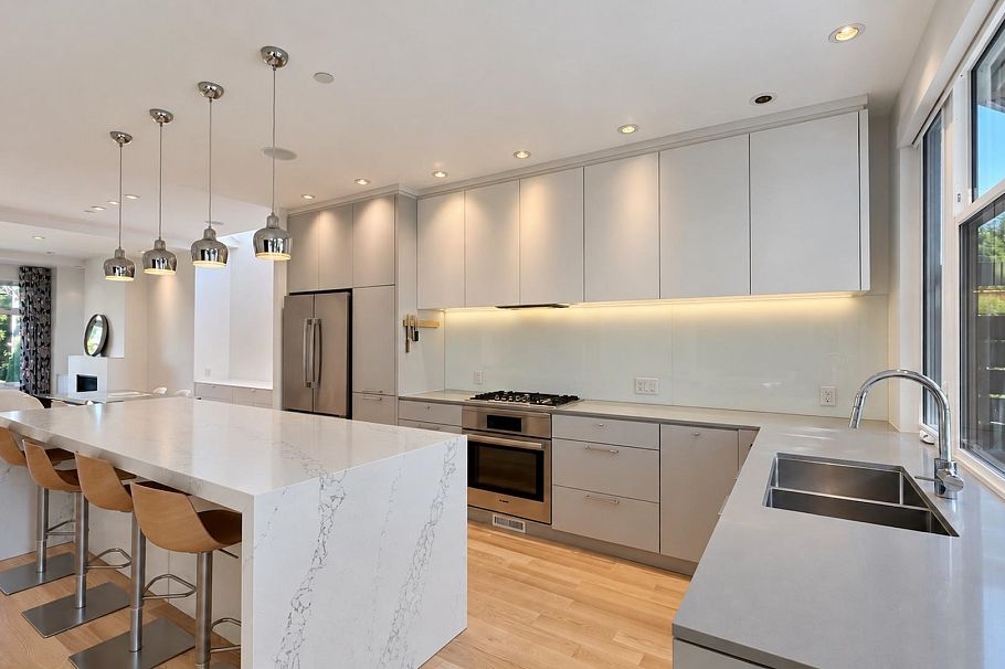 80 E 22nd Avenue Vancouver, BC - 7