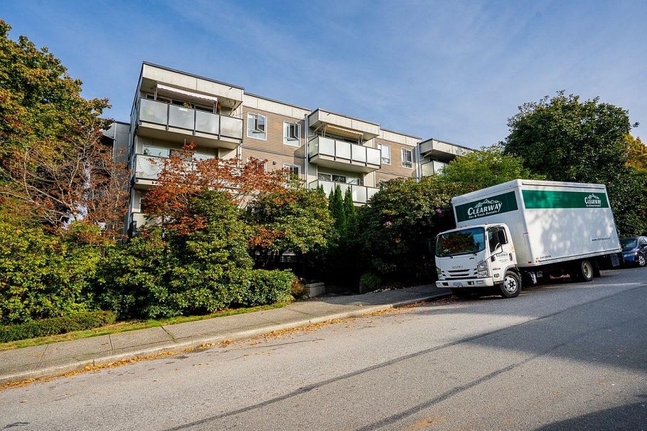 408 2333 Triumph Street Vancouver, BC - 31