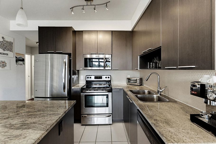 311 707 E 20th Avenue Vancouver, BC - 6