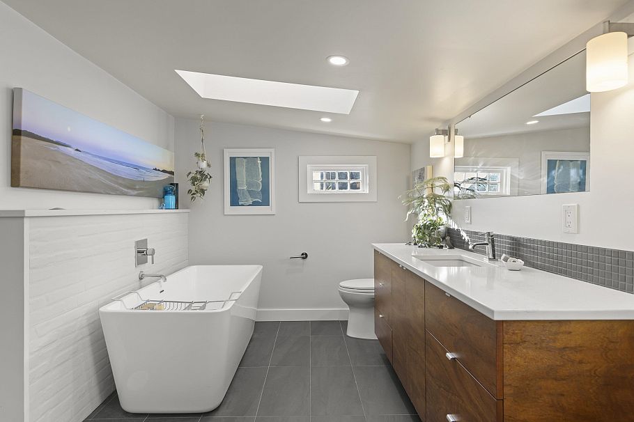 179 N Penticton Street Vancouver, BC - 22