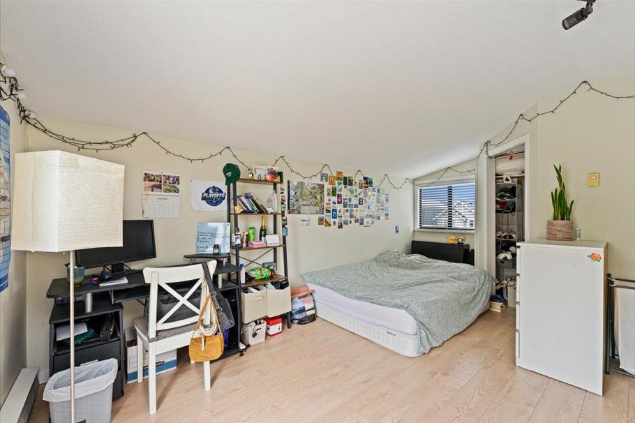 1375 E 18th Avenue Vancouver, BC - 32