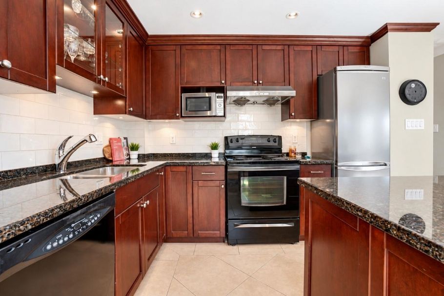 502 2409 W 43rd Avenue Vancouver, BC - 8