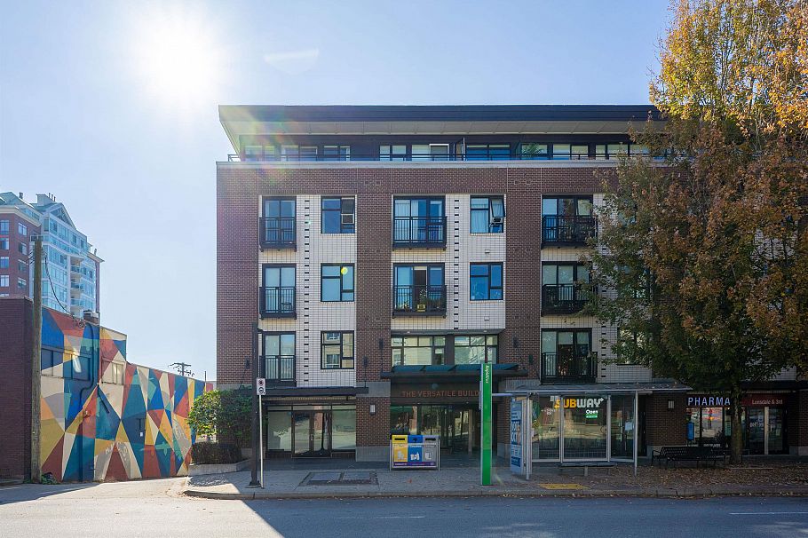 409 111 E 3rd Street North Vancouver, BC - 1