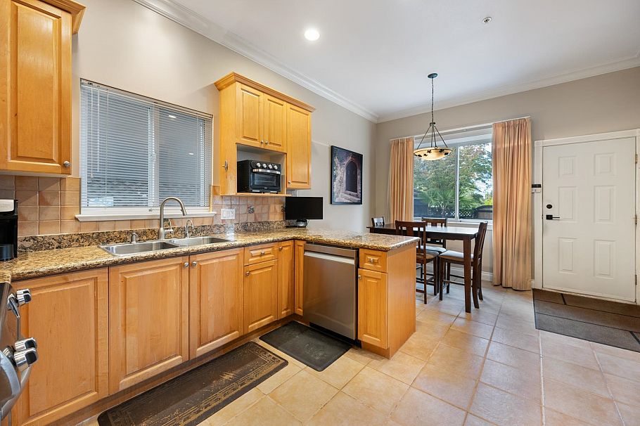 7483 West Boulevard Vancouver, BC - 9