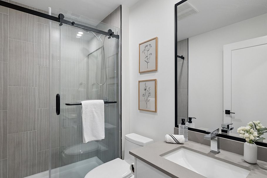 1260 Plateau Drive North Vancouver, BC - 32