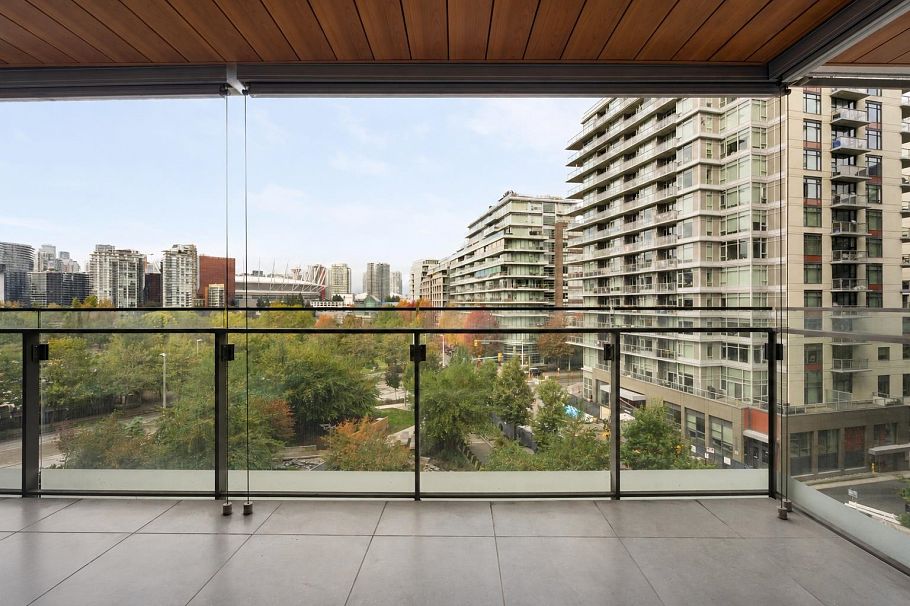 612 1768 Cook Street Vancouver, BC - 24