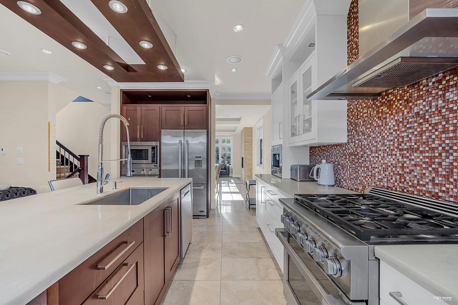 2721 W 21st Avenue Vancouver, BC - 9
