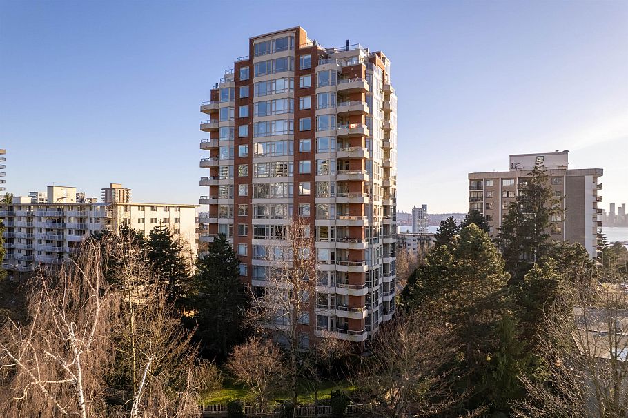 101 160 W Keith Road North Vancouver, BC - 29