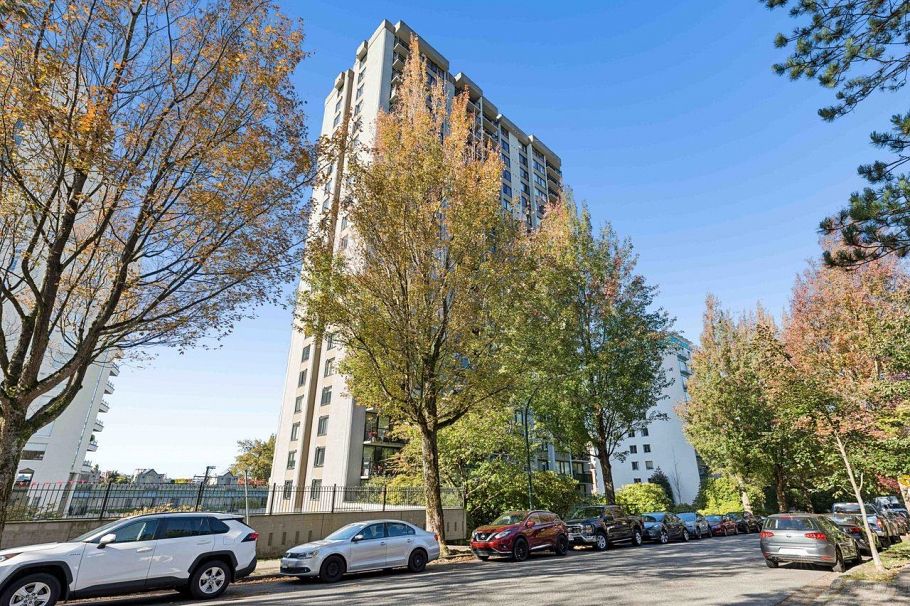 207 1330 Harwood Street Vancouver, BC - 23