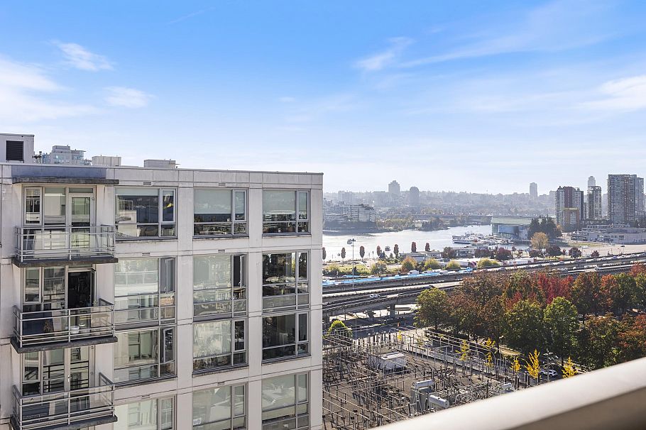 PH9 188 Keefer Street Vancouver, BC - 12