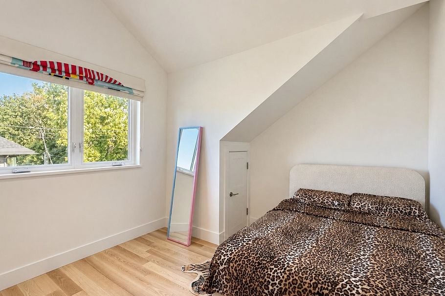 80 E 22nd Avenue Vancouver, BC - 26