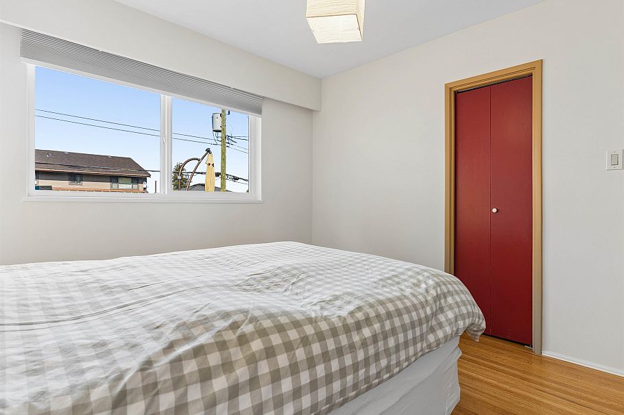 2925 W 24th Avenue Vancouver, BC - 16
