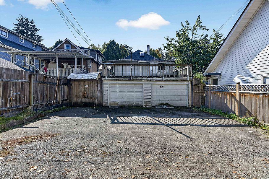 1429 E 11 Avenue Vancouver, BC - 37