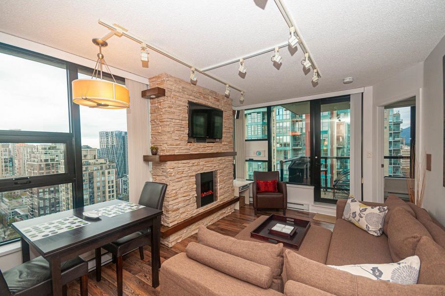 2801 928 HOMER STREET, Vancouver BC V6B 1T7 Vancouver, BC - 1