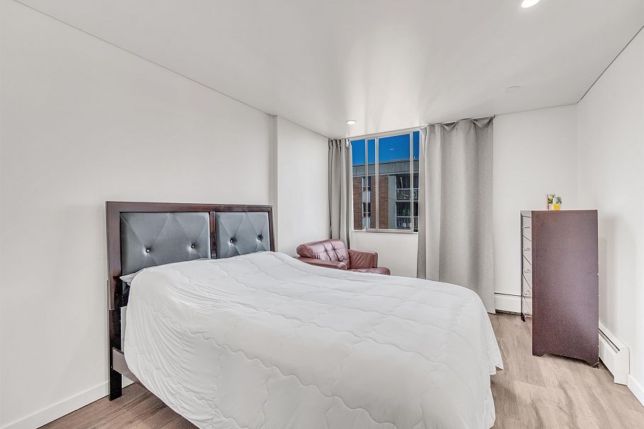 1207 2016 Fullerton Avenue North Vancouver, BC - 16