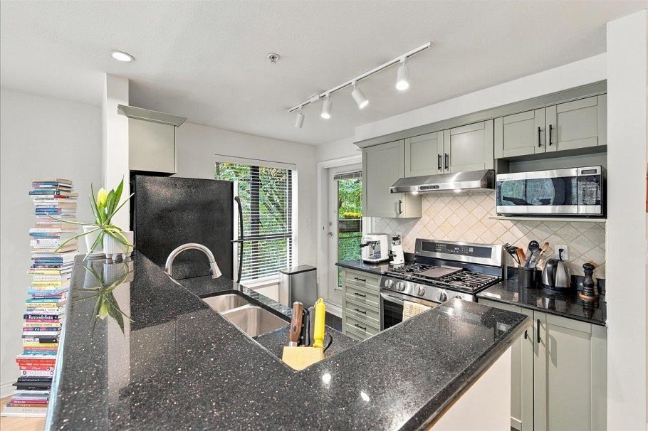 303 2015 Trafalgar Street Vancouver, BC - 6