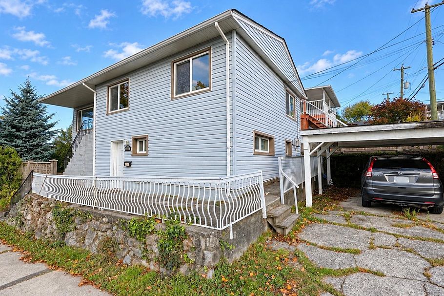 7590 Fraser Street Vancouver, BC - 20