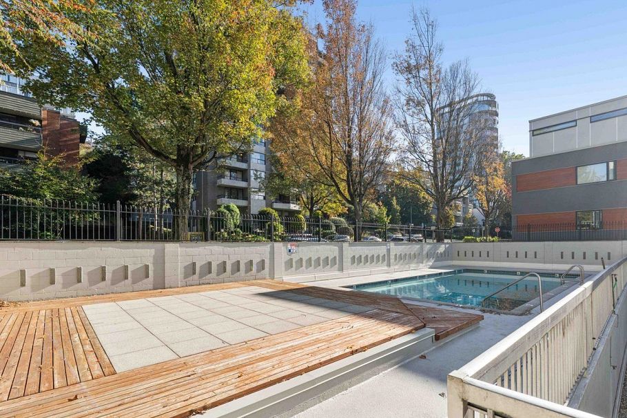207 1330 Harwood Street Vancouver, BC - 20