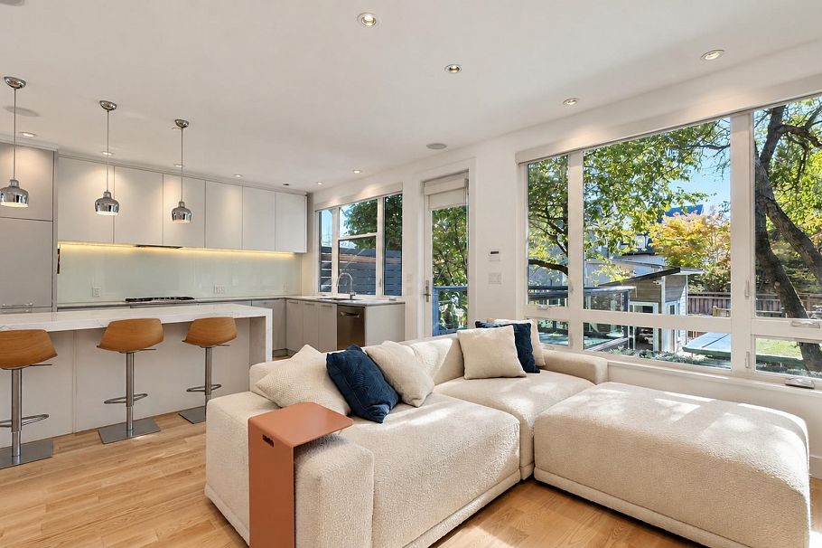 80 E 22nd Avenue Vancouver, BC - 11