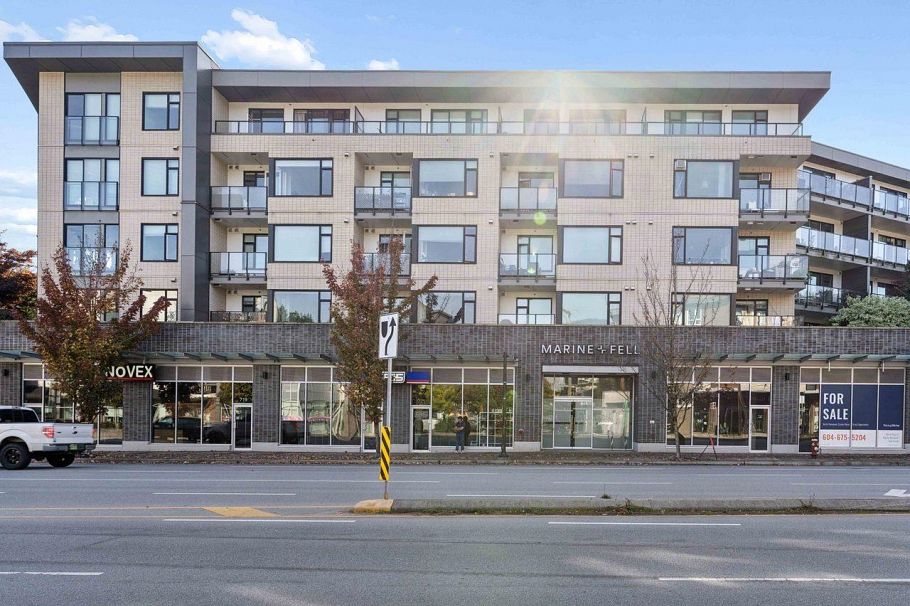 313 725 Marine Drive North Vancouver, BC - 29