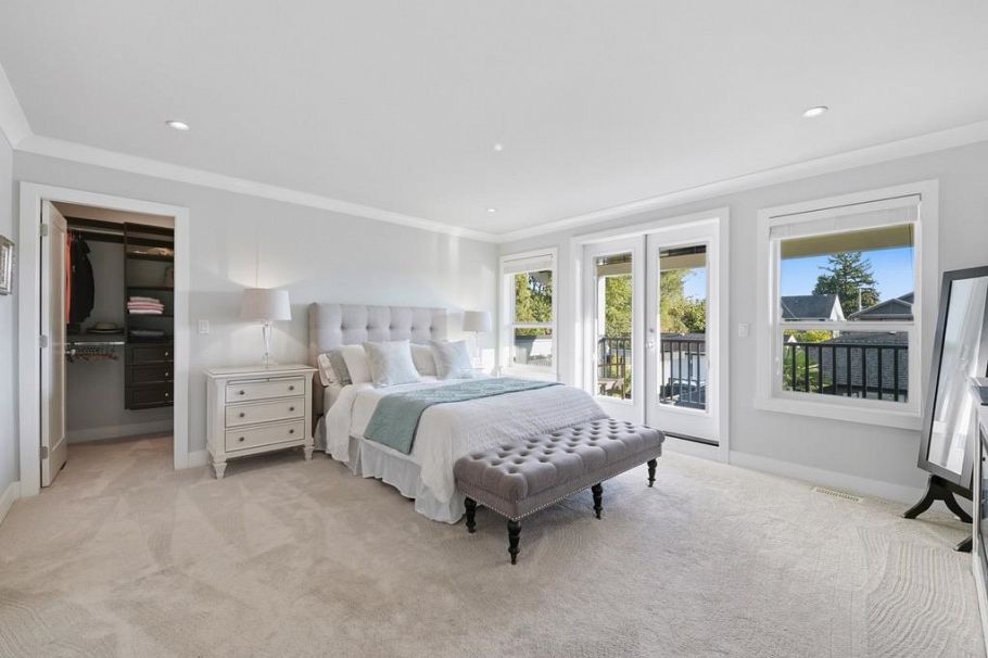 355 E 15th Street North Vancouver, BC - 22
