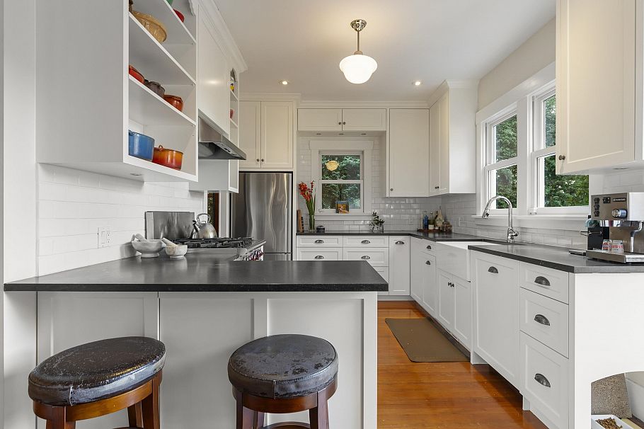 179 N Penticton Street Vancouver, BC - 10