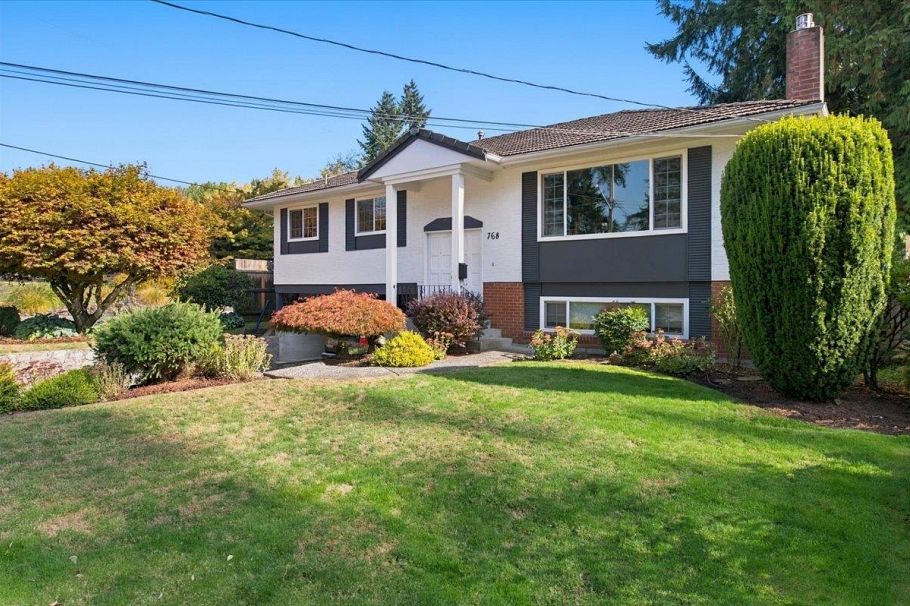 768 Browning Place North Vancouver, BC - 2