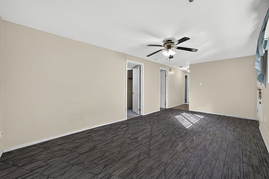 1429 E 11 Avenue Vancouver, BC - 21