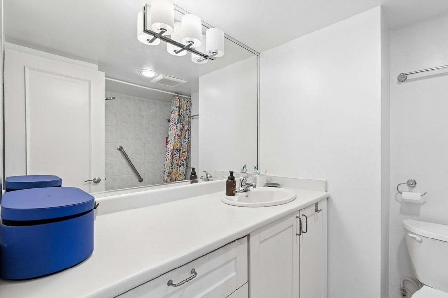 207 1330 Harwood Street Vancouver, BC - 11
