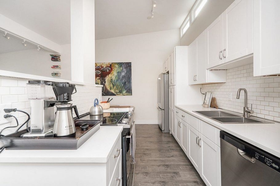 408 2333 Triumph Street Vancouver, BC - 16