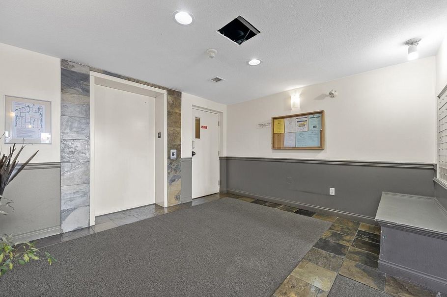 211 868 Kingsway Vancouver, BC - 19