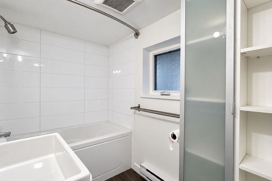 80 E 22nd Avenue Vancouver, BC - 33