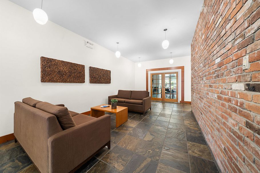 109 2515 Ontario Street Vancouver, BC - 23