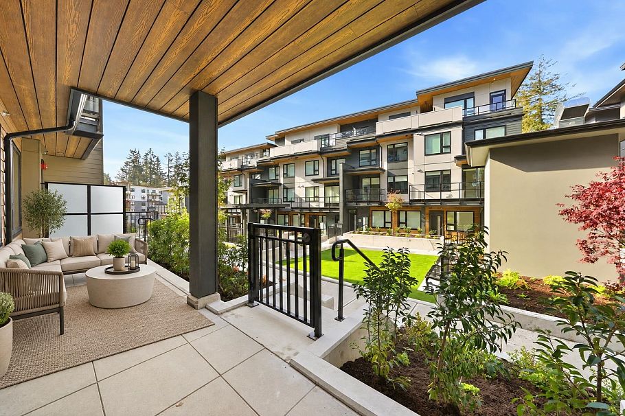 111 950 Lytton Street North Vancouver, BC - 3