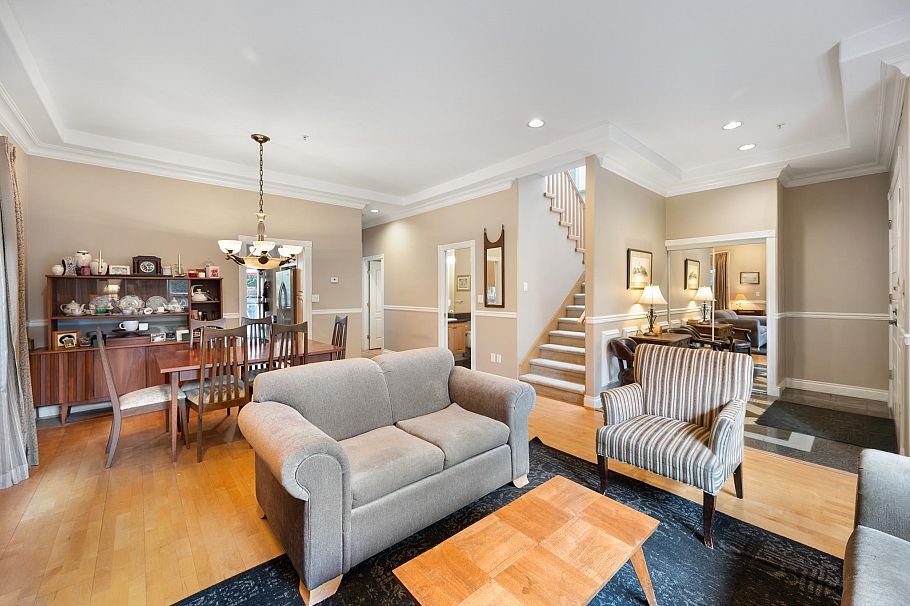 7483 West Boulevard Vancouver, BC - 3