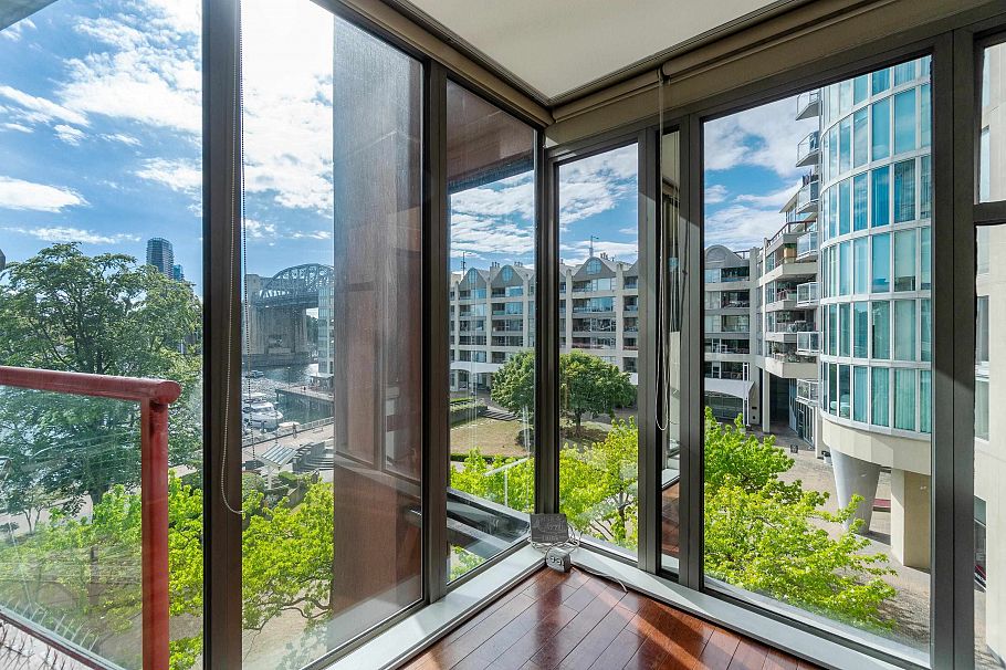 503 990 Beach Avenue Vancouver, BC - 4